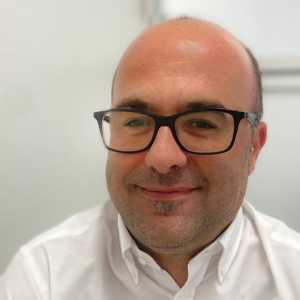 Iván Bayón. Laboral
